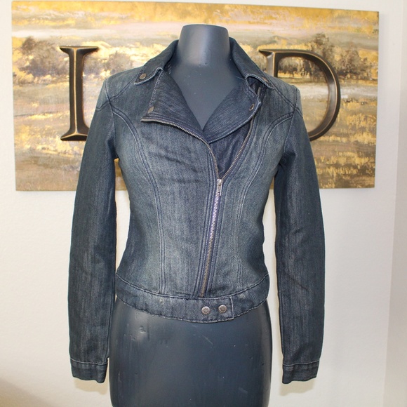 Guess Jackets & Blazers - guess jean jacket